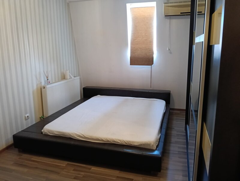 Titan, Kaufland Fizicienilor,