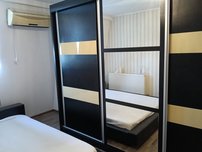 Titan, Kaufland Fizicienilor,