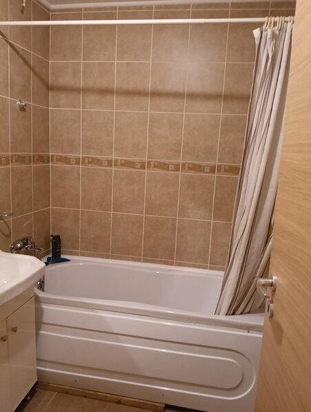 Titan, Kaufland Fizicienilor,